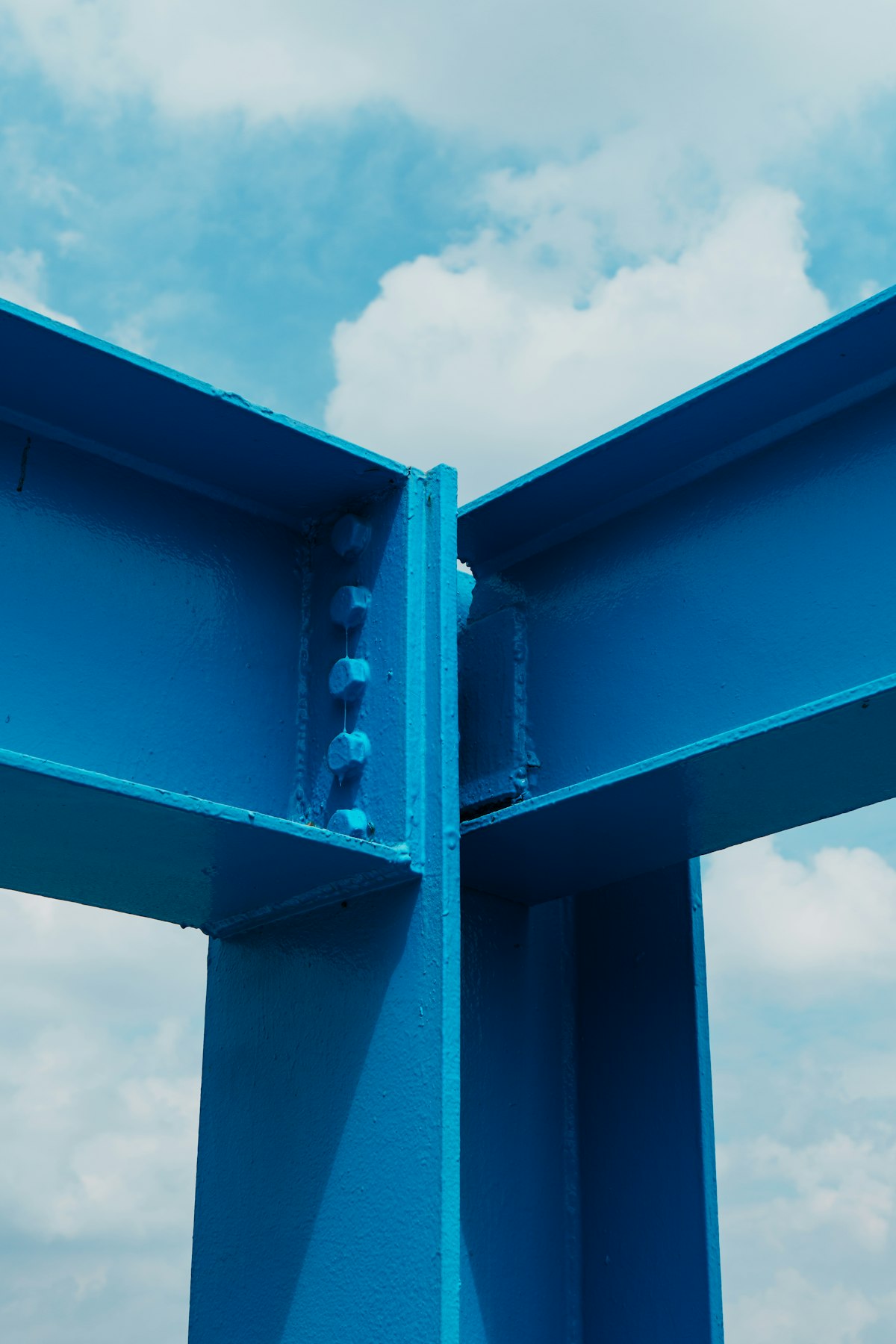 Painted structural H beam steel connection